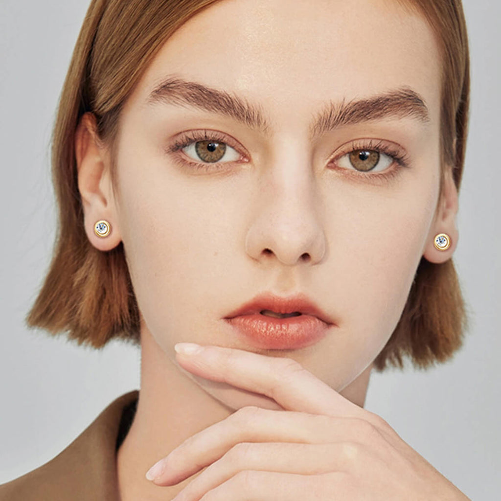 Moissanite Round Stud Earrings - Ell Soll Fashion