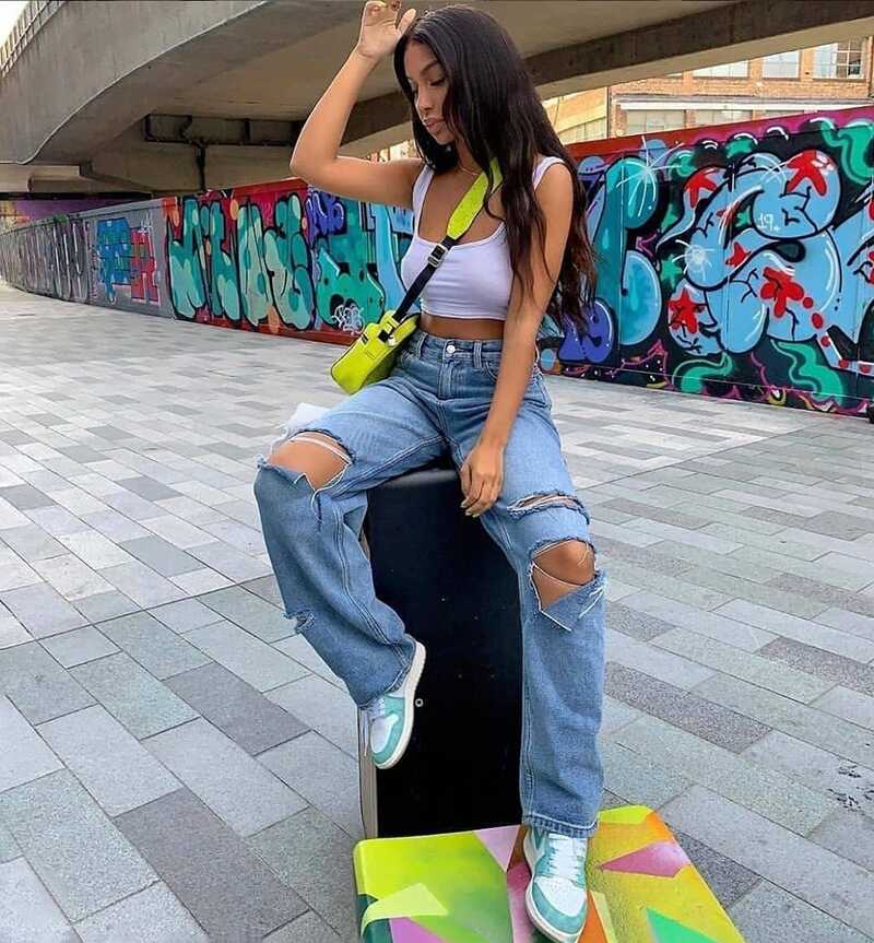 High-Rise Wide Jeans - Ell Soll